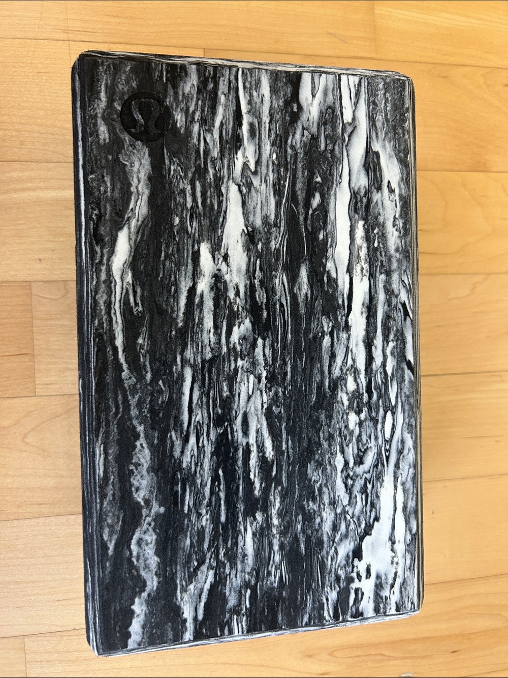 lululemon athletica Black and White Marble Print Yoga Blocks (Pair)